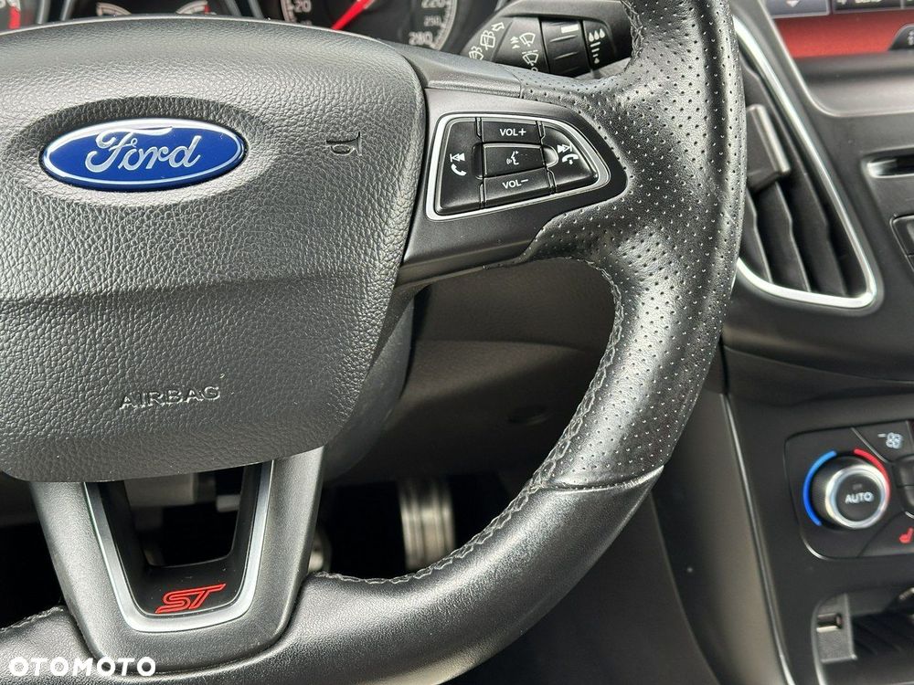 Ford Focus 2.0 TDCi ST-2 - 21
