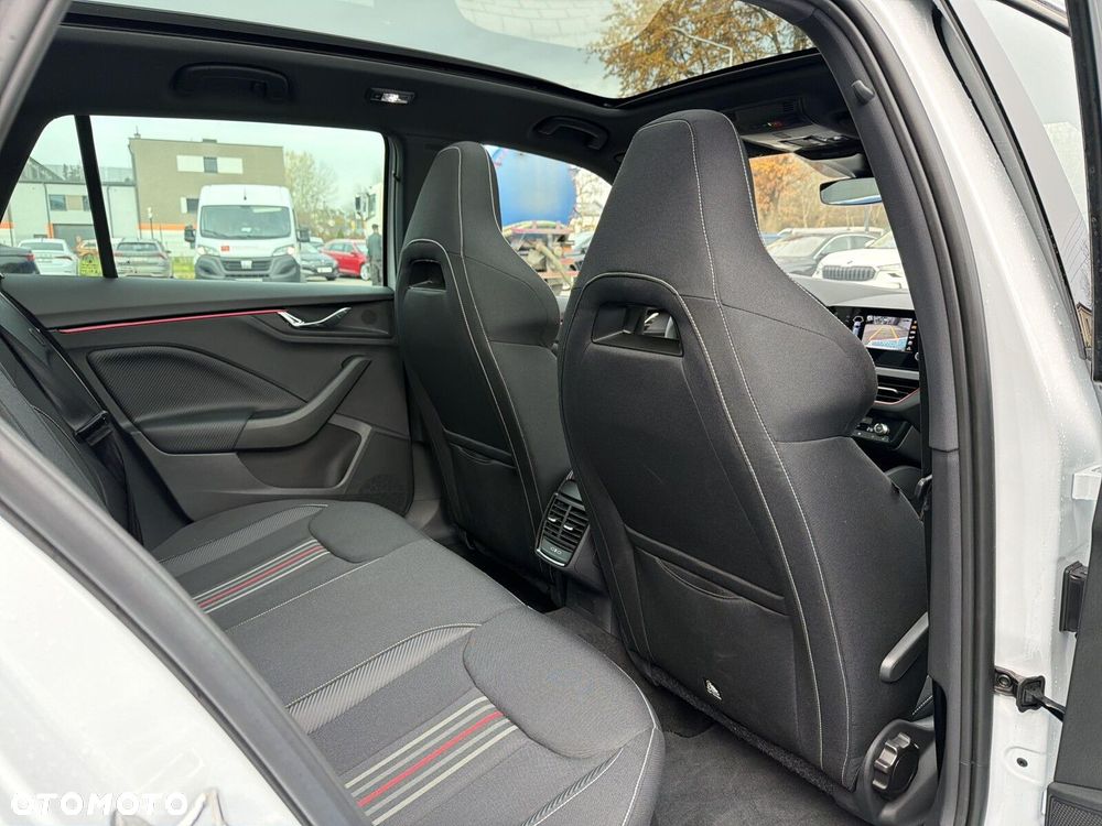 Skoda Kamiq 1.5 TSI Monte Carlo DSG - 19