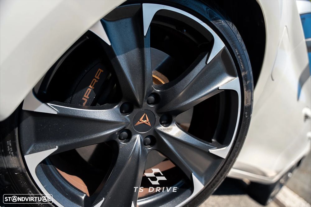 Cupra Leon ST 1.4 e-Hybrid MID DSG - 12