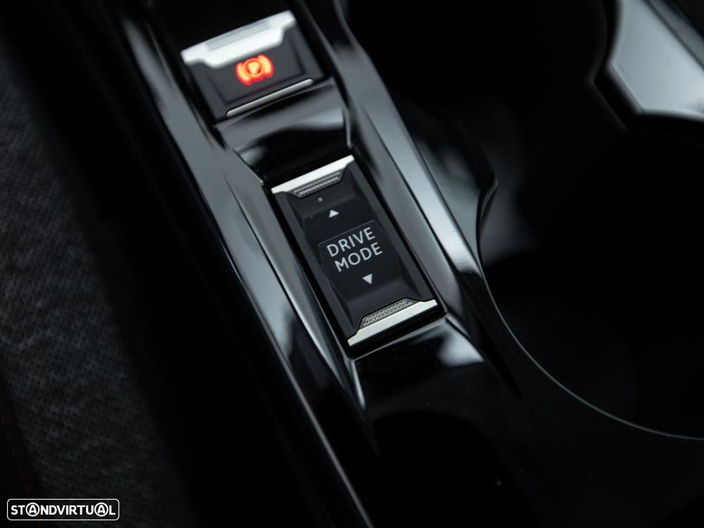 Peugeot e-2008 50 kWh Active - 20