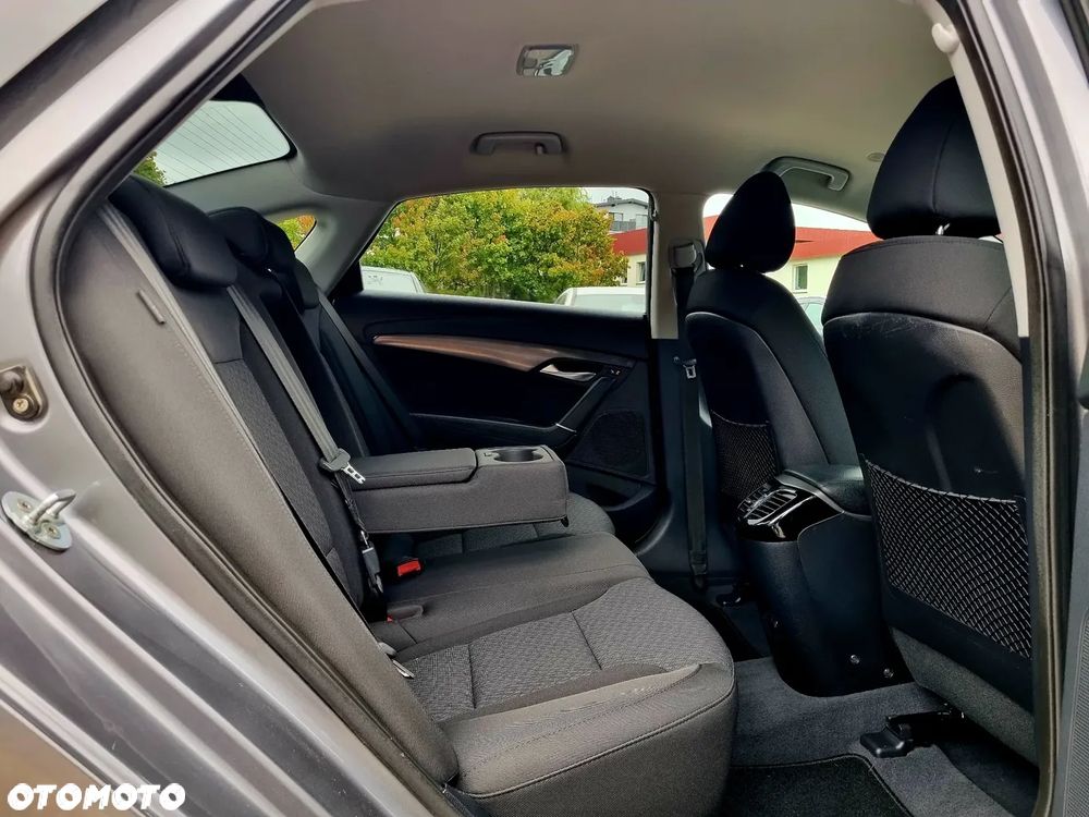 Hyundai i40 1.7 CRDi Comfort DCT - 12