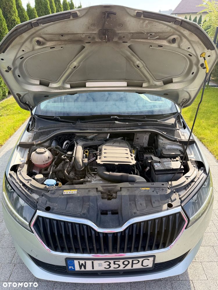 Skoda Fabia 1.0 TSI Style Color - 17