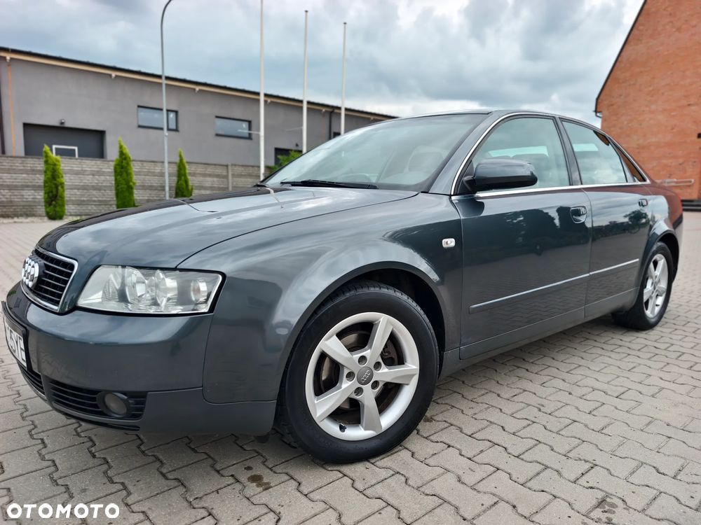 Audi A4 Limousine 2 - 32