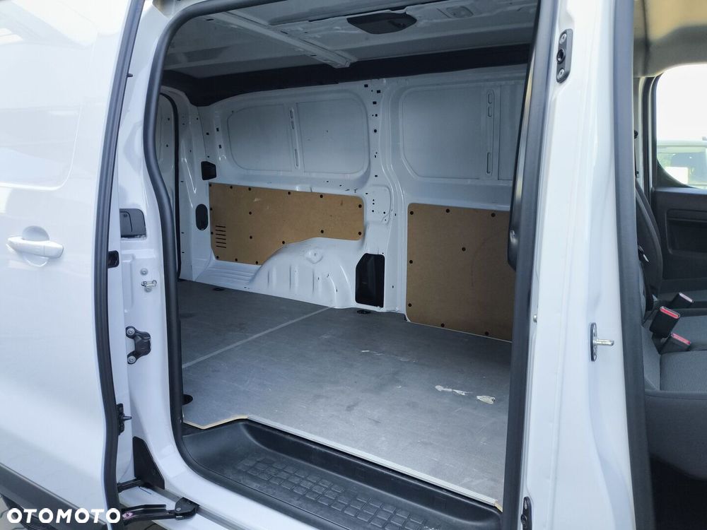 Toyota PROACE - 11