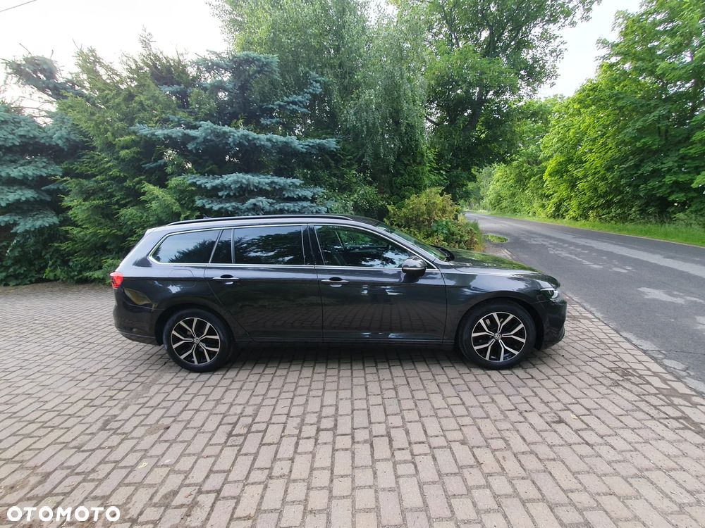 Volkswagen Passat 2.0 TDI SCR DSG Business - 3
