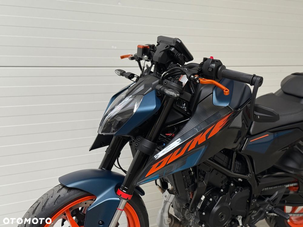 KTM Duke - 22