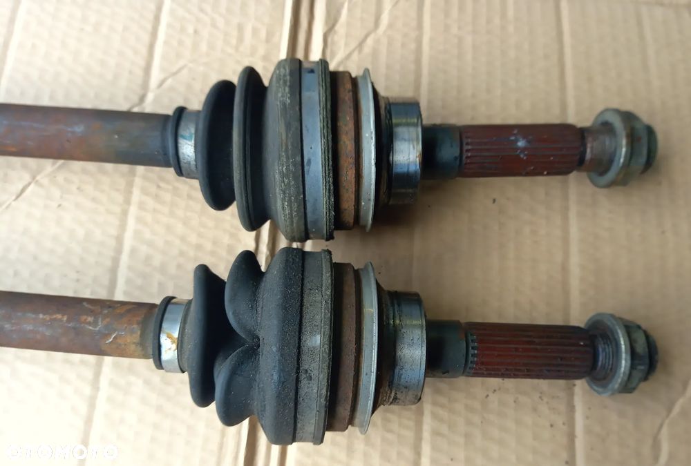Subaru Forester II 02-06 2.0 półos tył tylna - 3