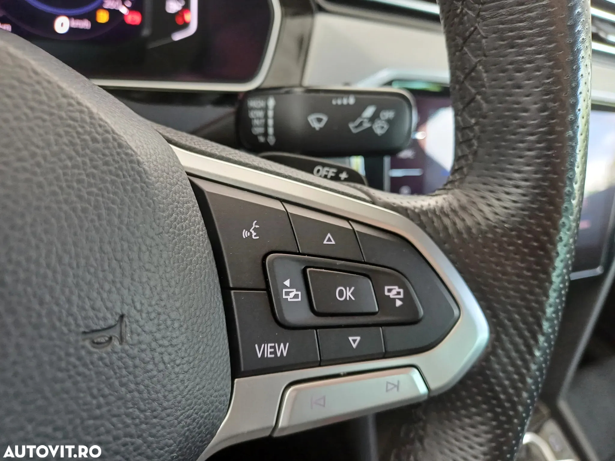 Volkswagen Passat 1.5 TSI DSG PHEV Business - 13