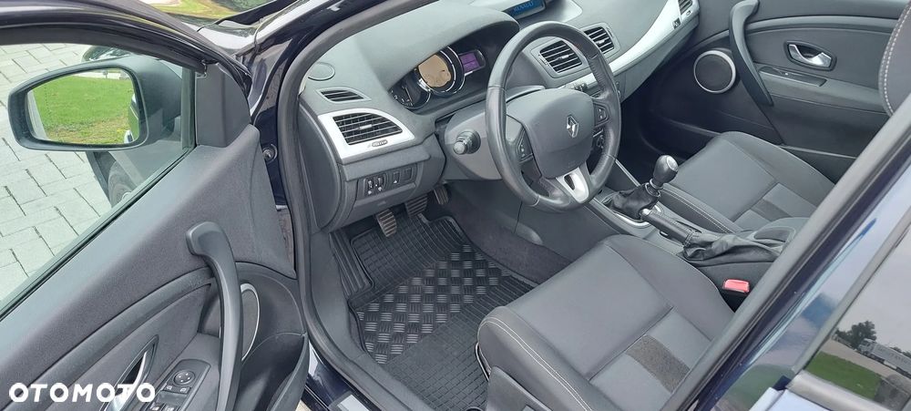 Renault Megane 1.6 16V Dynamique Euro5 - 22