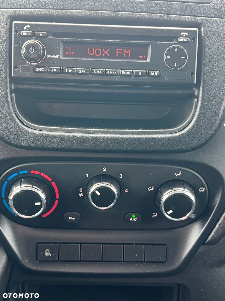 Iveco Daily 35S13 Carrier Xarios 350 (388) - 11