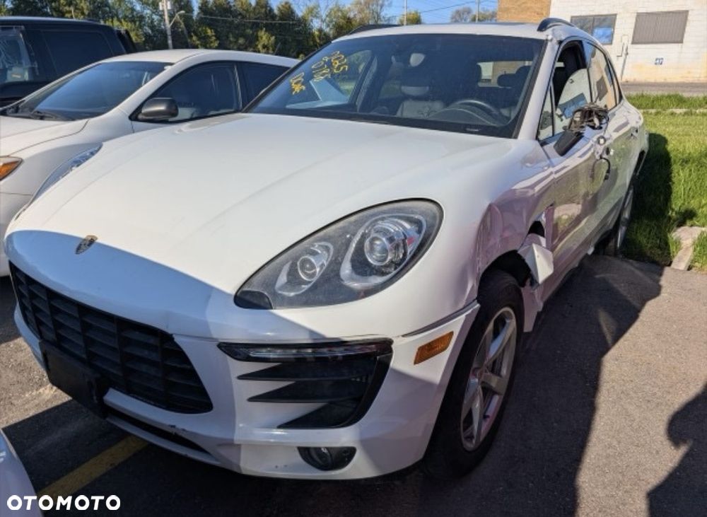 Porsche Macan S - 5