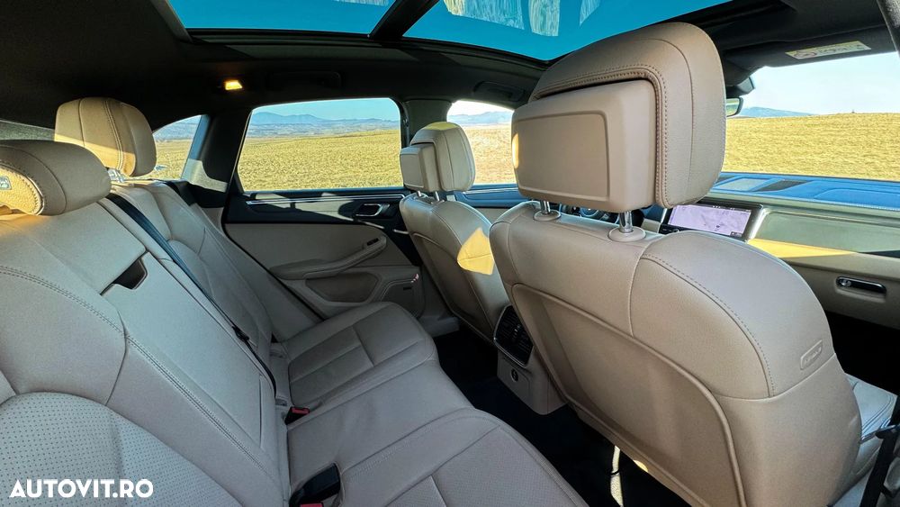 Porsche Macan - 16