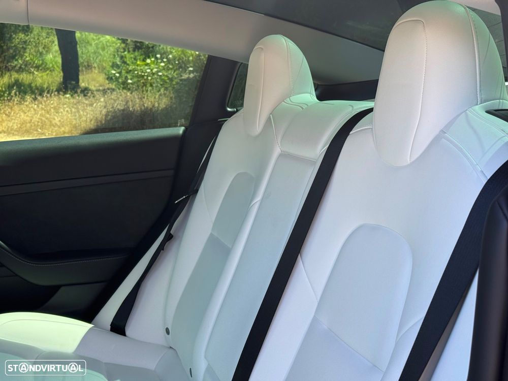 Tesla Model 3 Long Range AWD Dual Motor Performance - 11