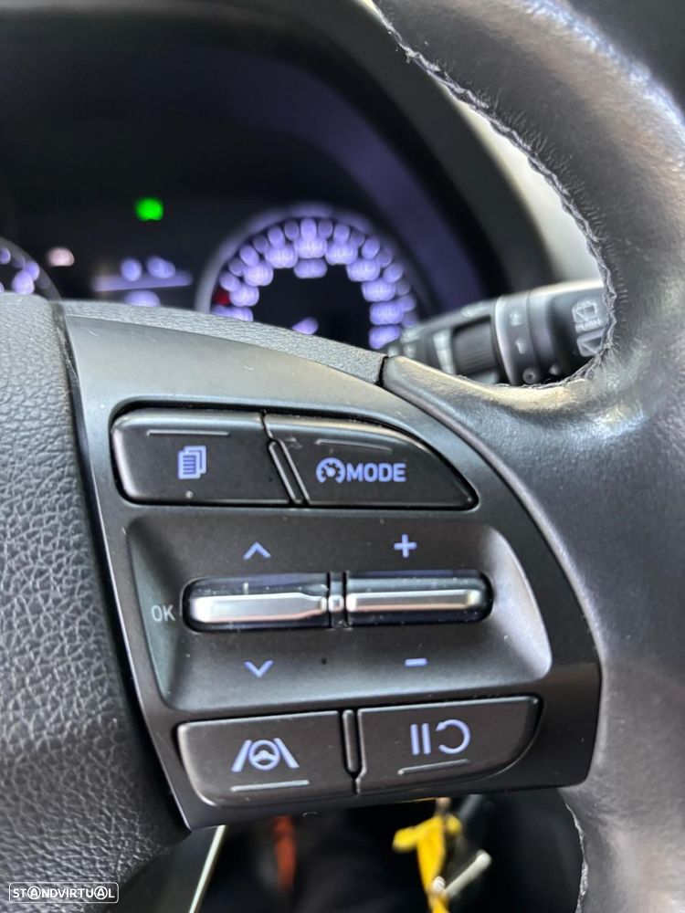 Hyundai i30 1.6 CRDI STyle Plus - 23