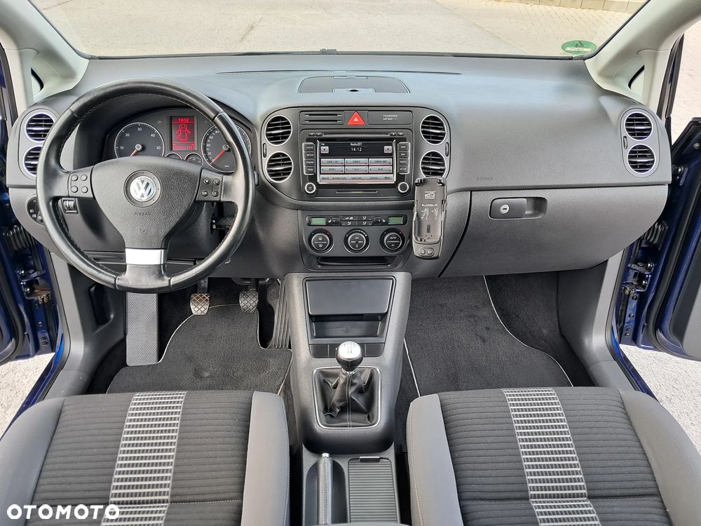 Volkswagen Golf Plus - 9