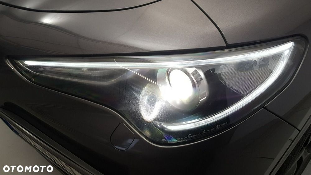 Alfa Romeo Stelvio - 10
