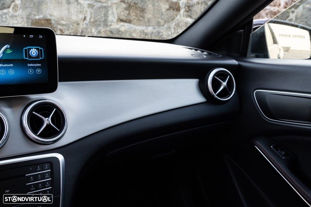 Mercedes-Benz CLA 180 d AMG Line - 42