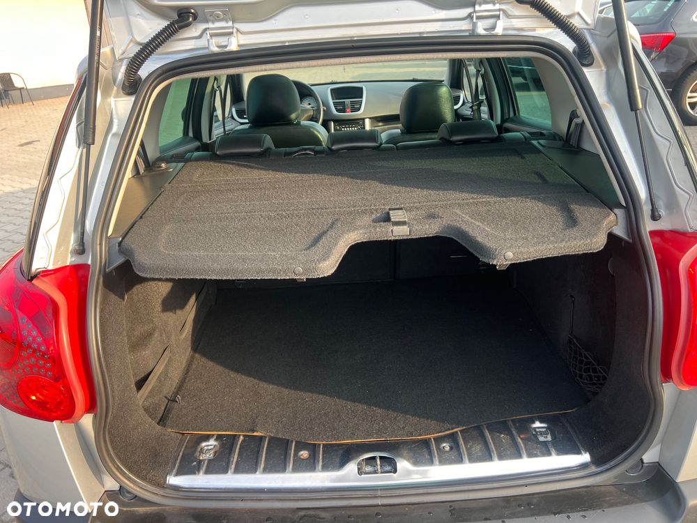 Peugeot 207 120 VTi Outdoor - 12