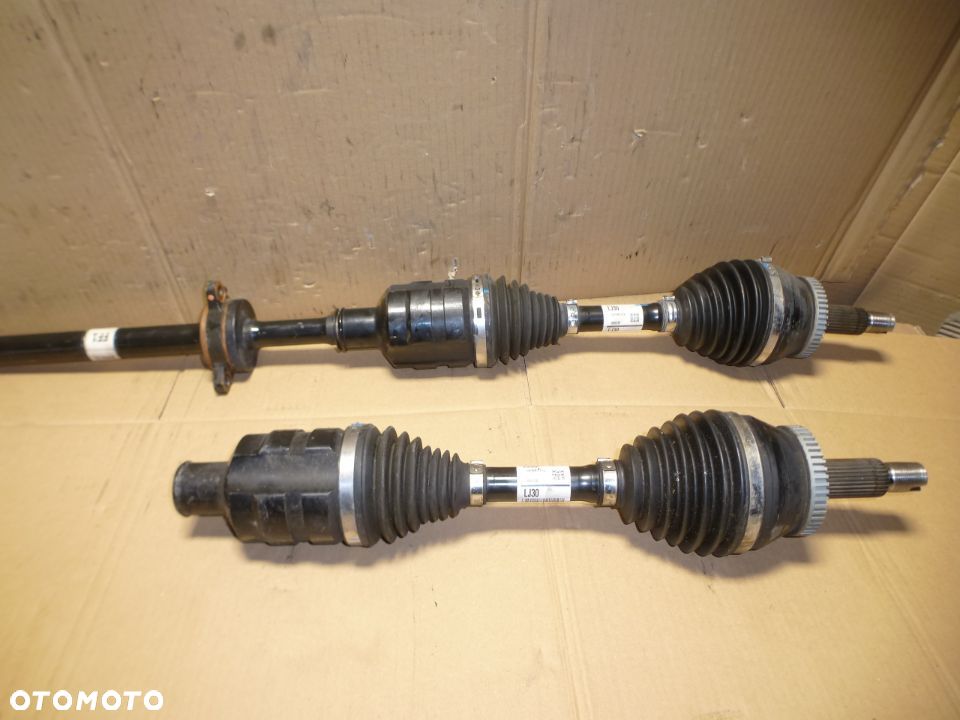 KIA STINGER 3.3 GT PÓŁOS LEWA   49500J5300 gwarancja - 1