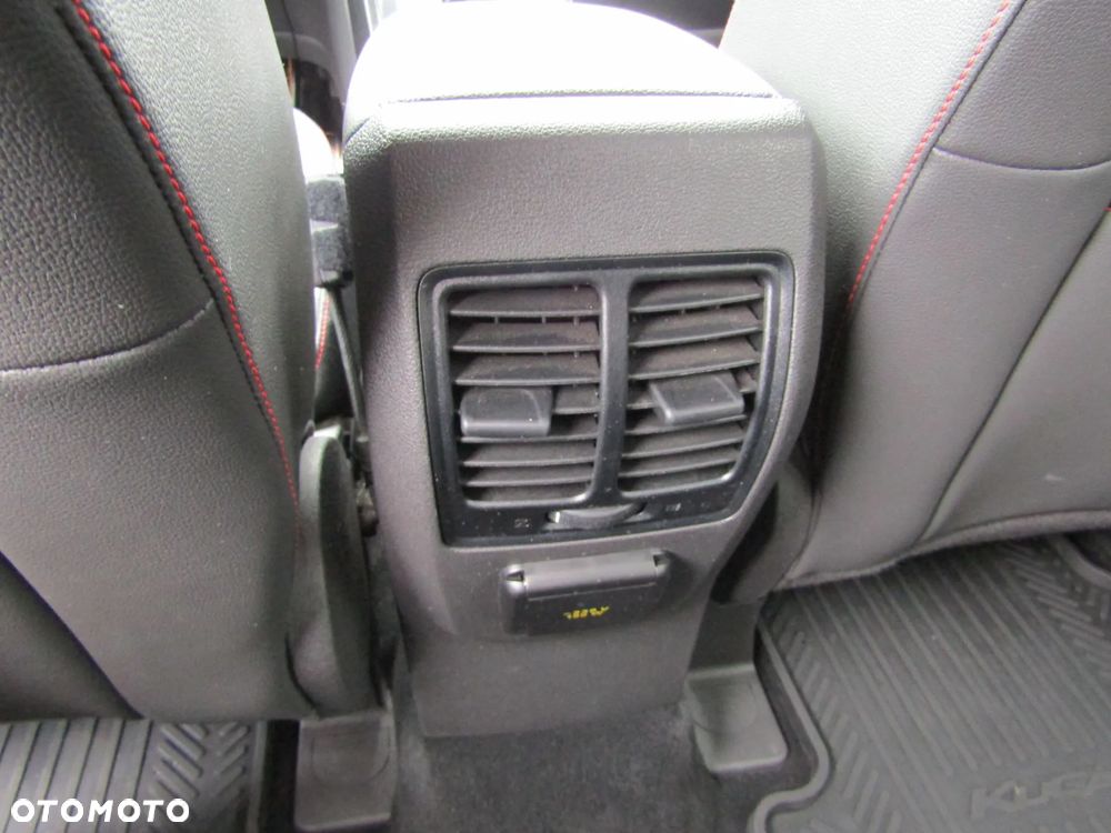 Ford Kuga 1.5 EcoBoost FWD ST-Line ASS GPF - 31