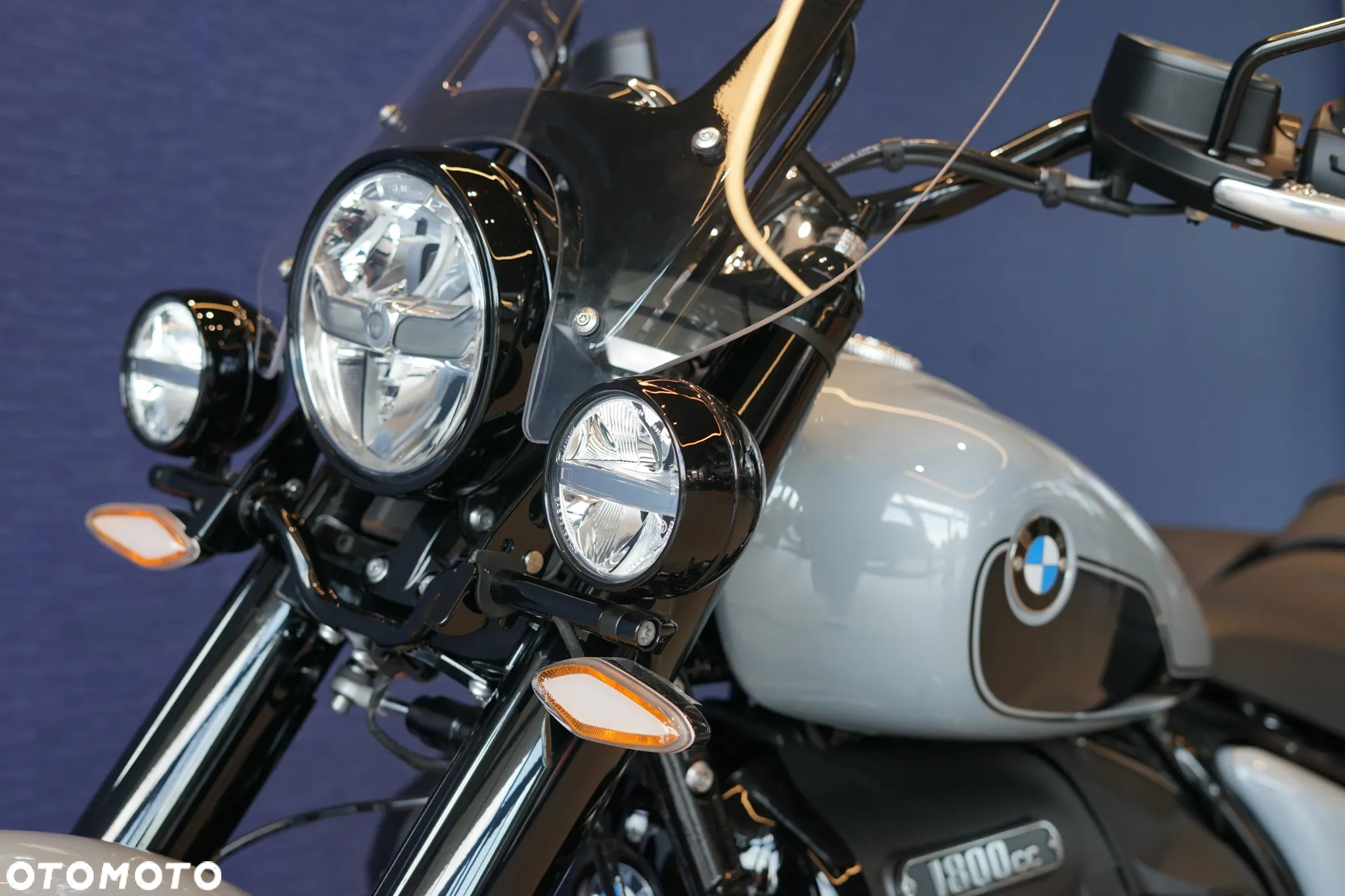 BMW R - 33