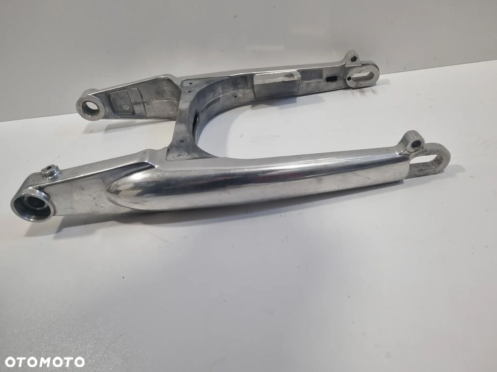 Harley Davidson V-Rod Wahacz zawieszenie tył tylne