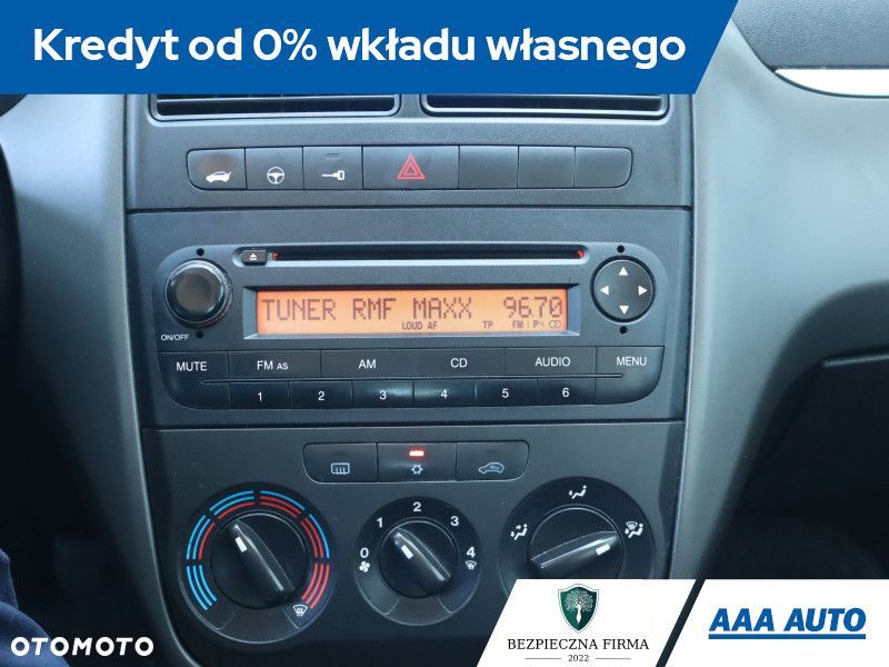 Fiat Grande Punto - 13