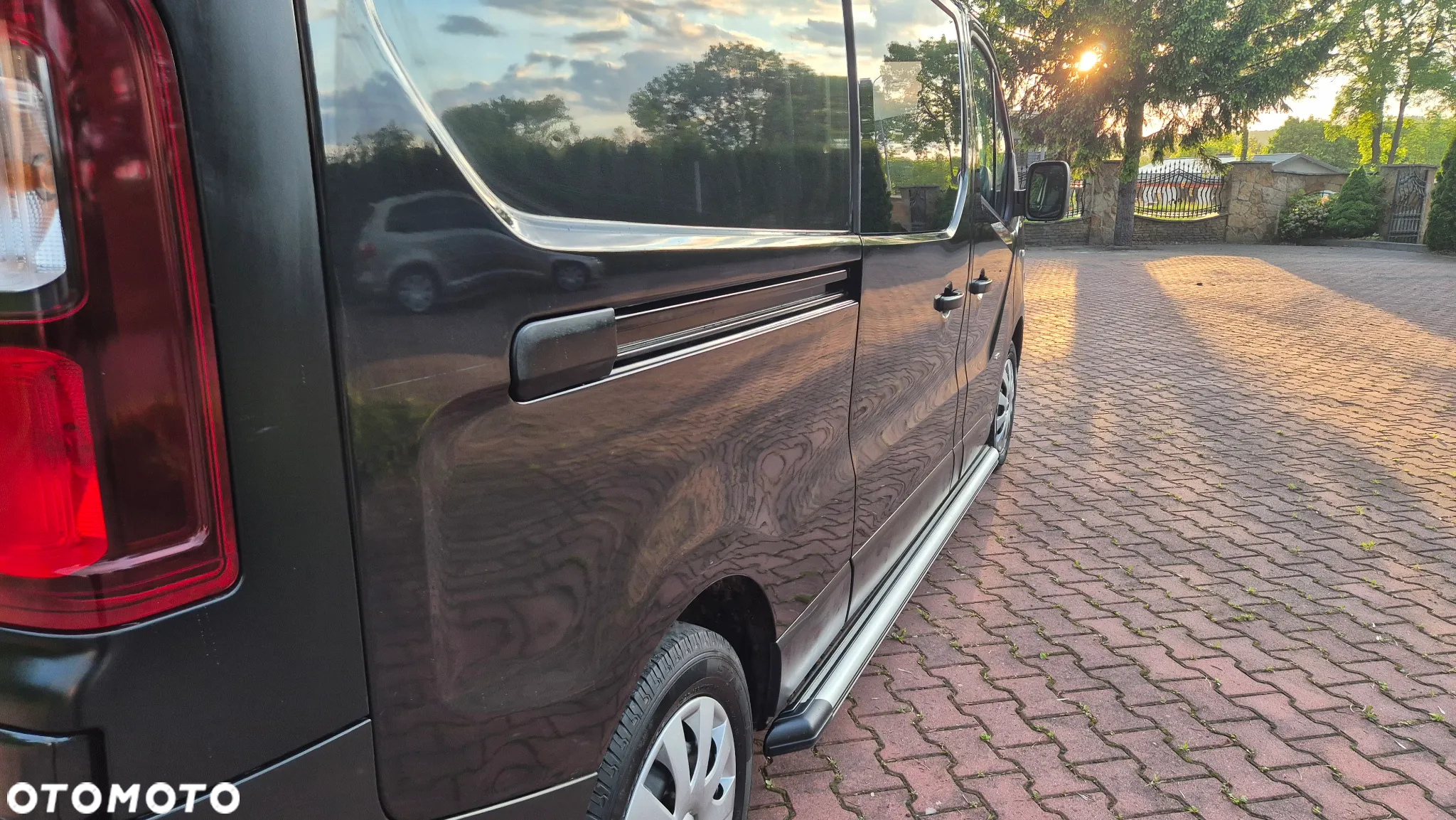 Opel Vivaro - 9