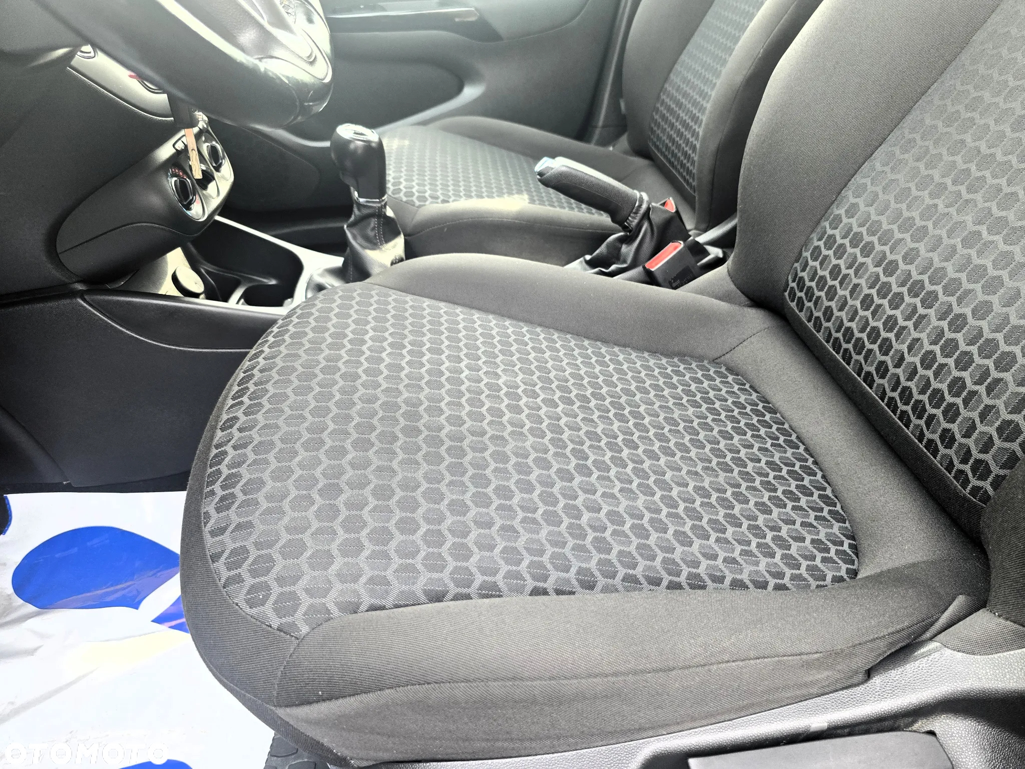 Opel Corsa 1.4 Cosmo - 22