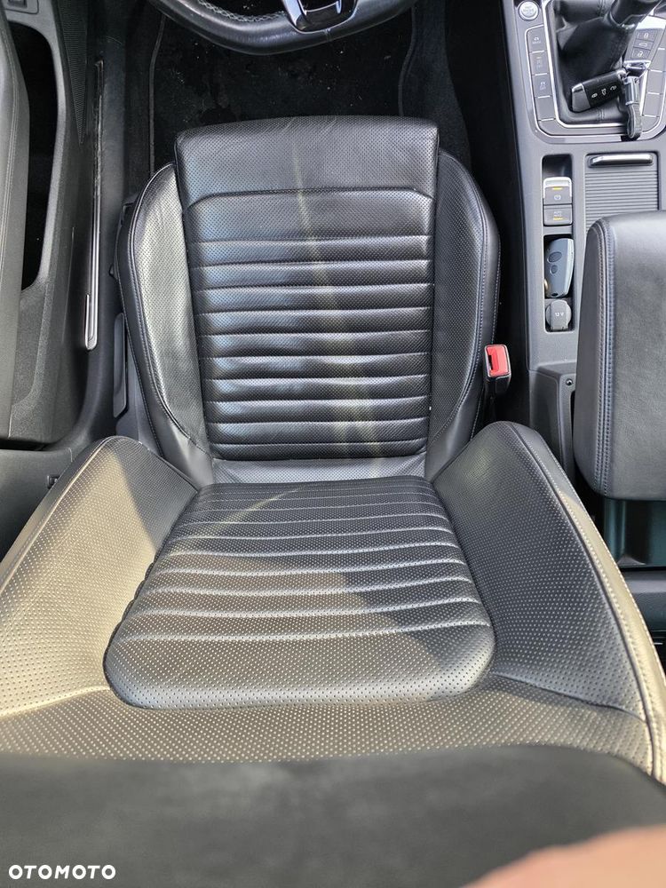 Volkswagen Passat Variant 2.0 TDI BMT 4Mot Highline - 16