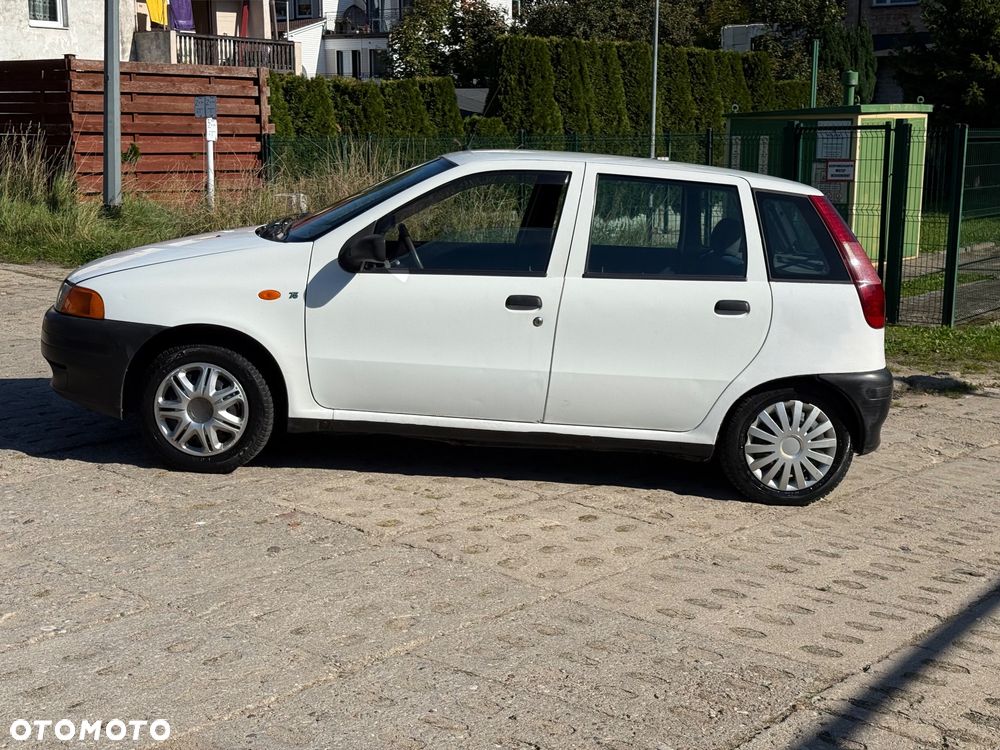Fiat Punto 1998 photo 2