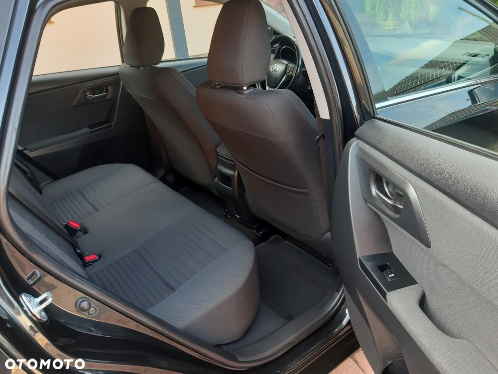 Toyota Auris - 26