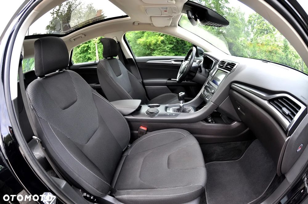 Ford Mondeo 2.0 EcoBlue Titanium - 18