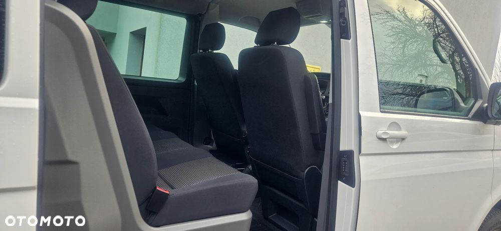 Volkswagen Transporter - 28