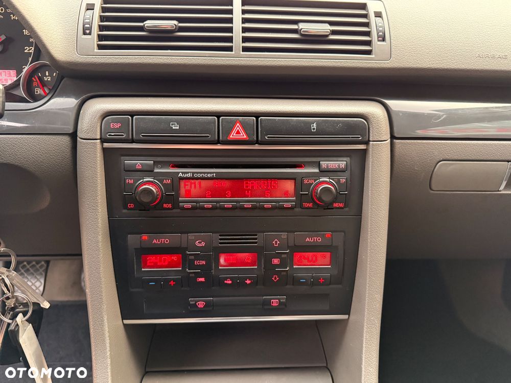 Audi A4 Avant 1.8T - 27