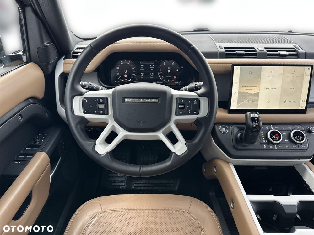 Land Rover Defender - 18
