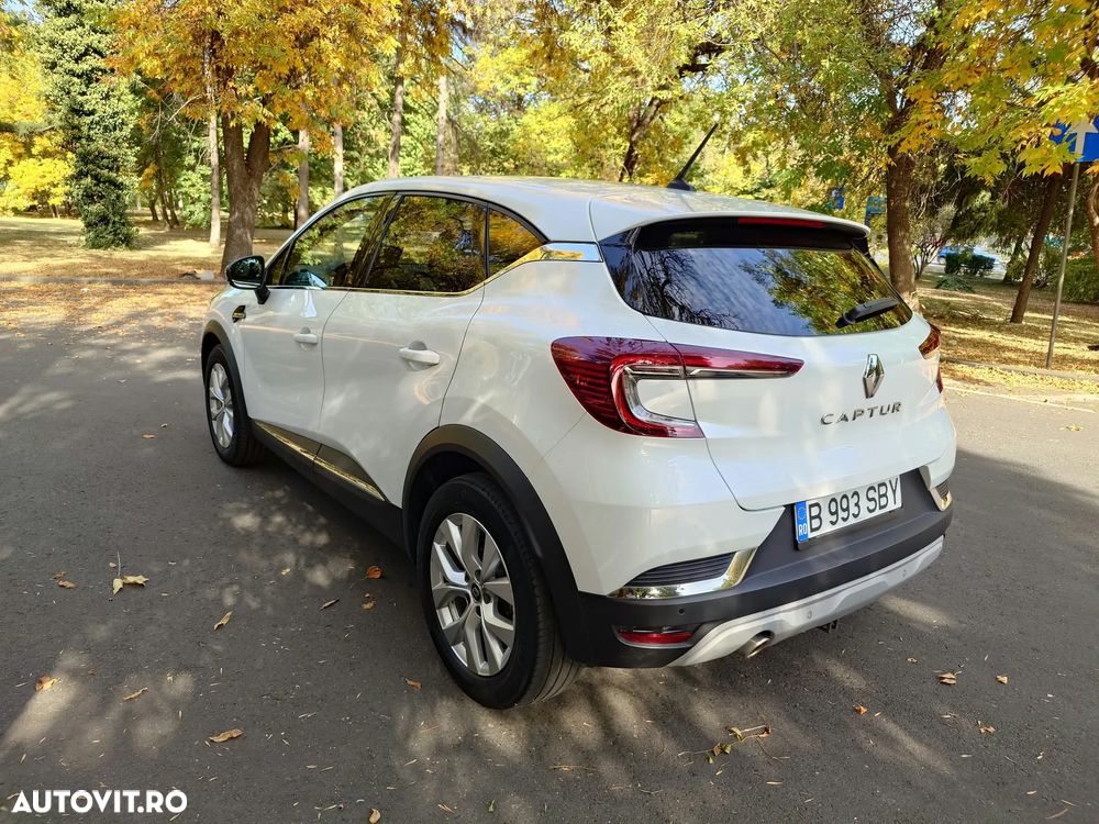Renault Captur TCe 130 EDC GPF BUSINESS EDITION - 2