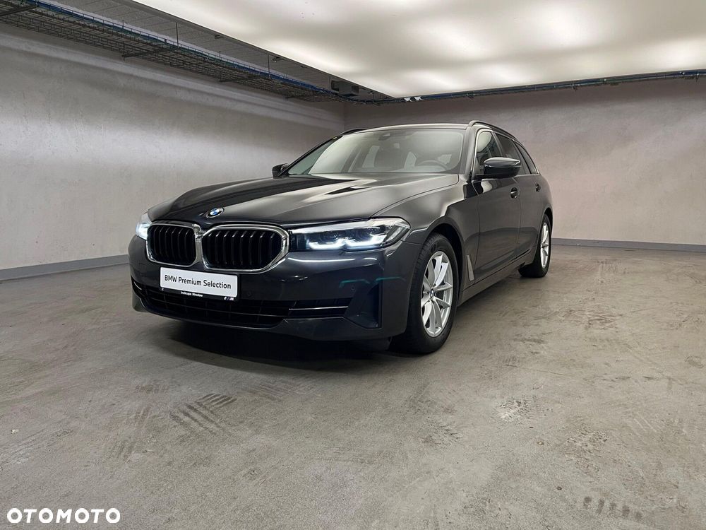 BMW Seria 5 520d xDrive mHEV sport - 10