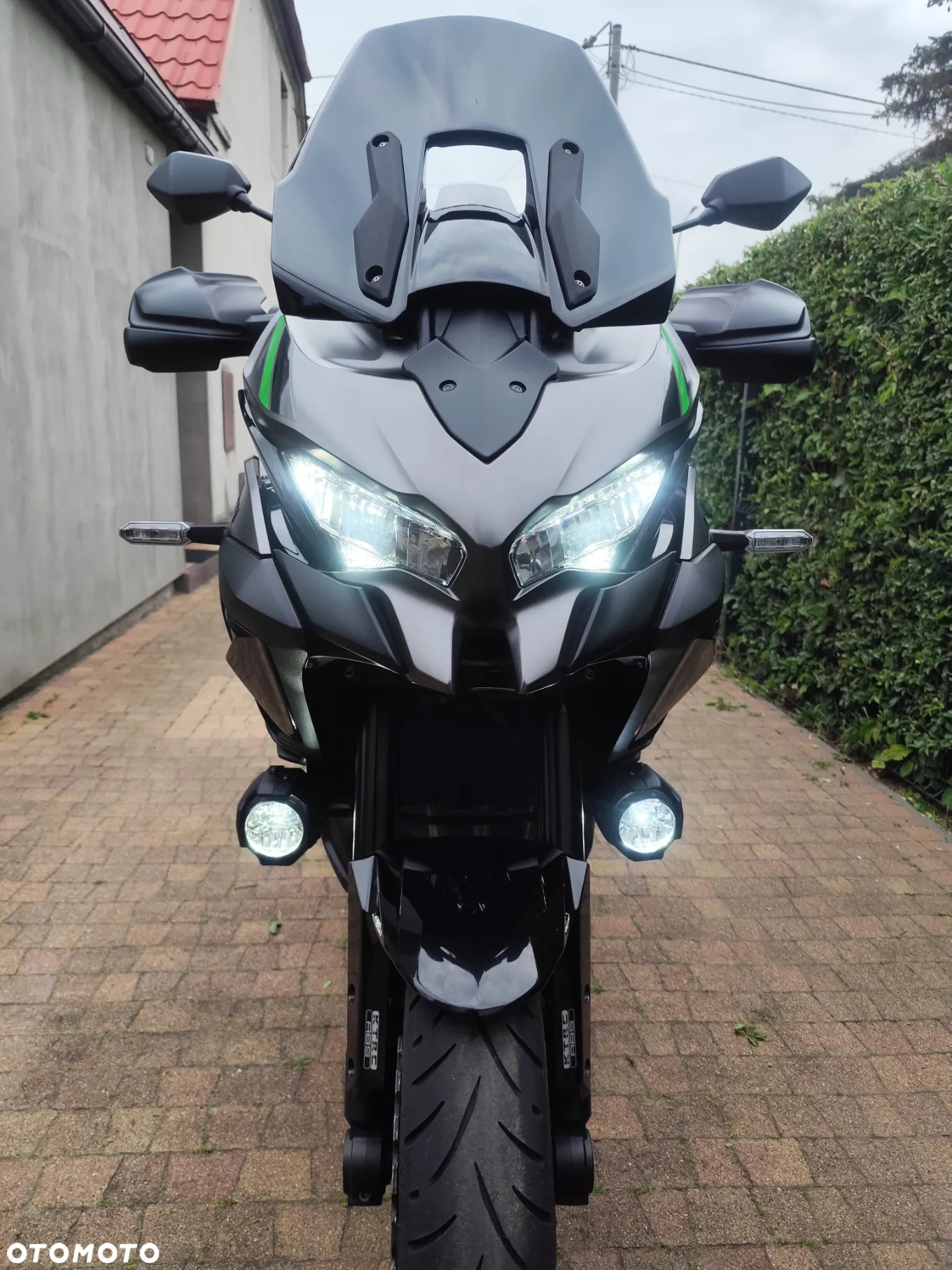 Kawasaki Versys 1000 - 6