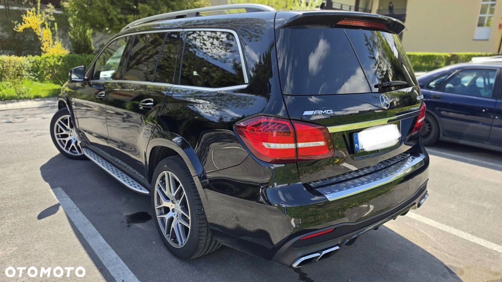 Mercedes-Benz GLS - 4