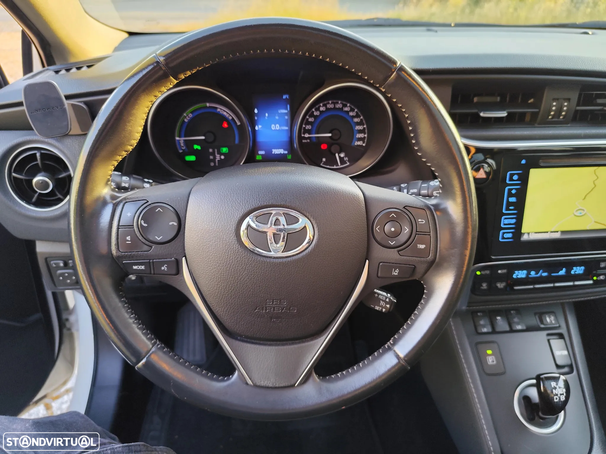Toyota Auris 1.8 HSD Exclusive +TSS+Navi - 8