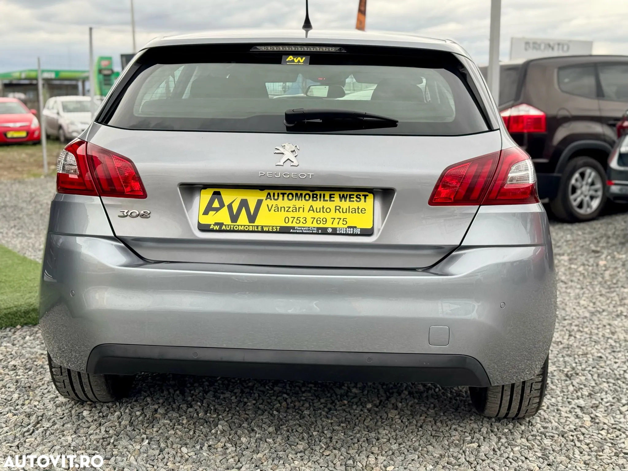 Peugeot 308 82 VTi Active - 12