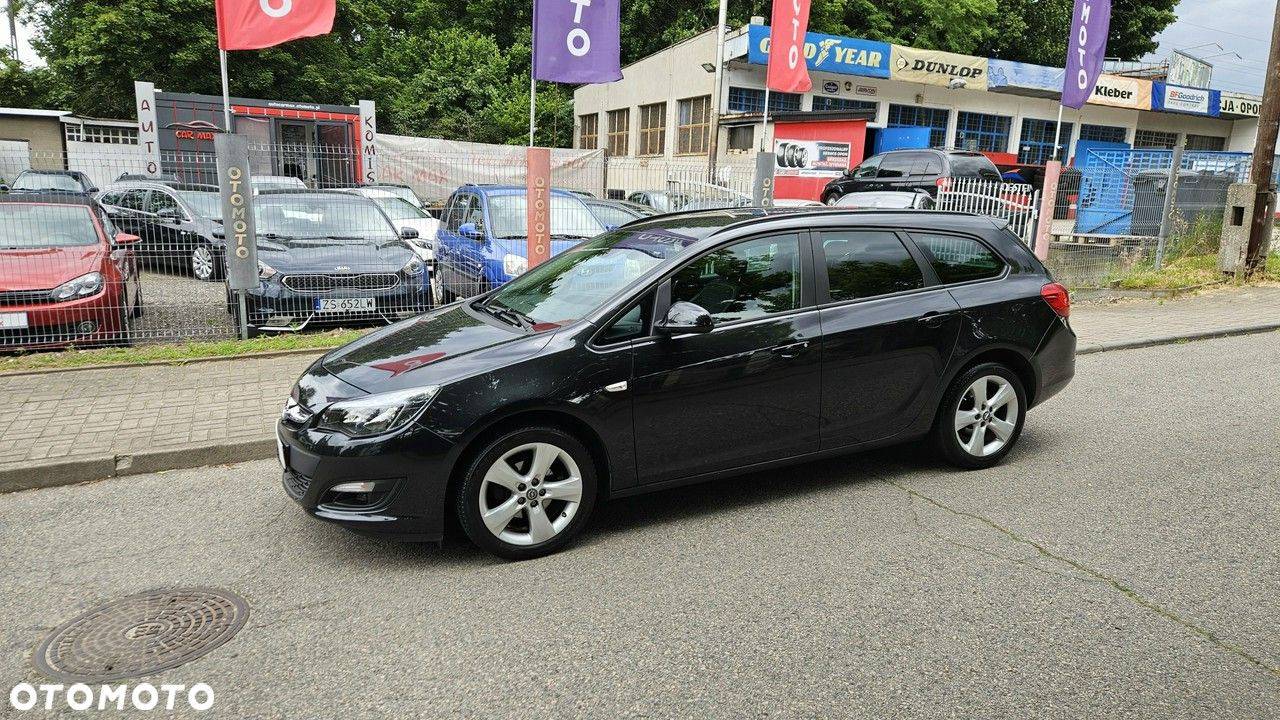 Opel Astra 1.4 Turbo Selection - 2
