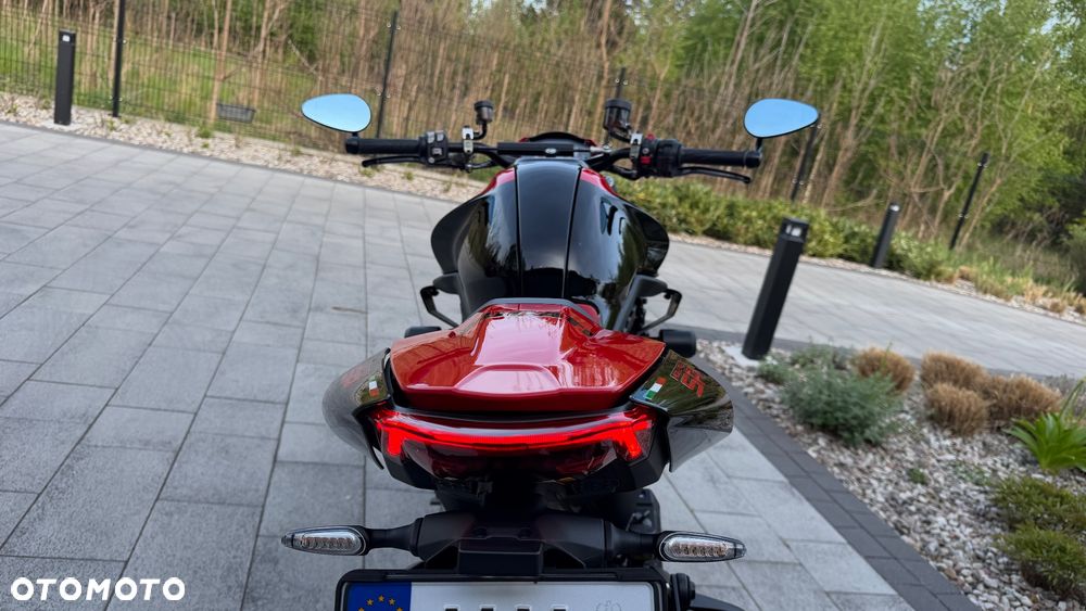 Ducati Monster - 20