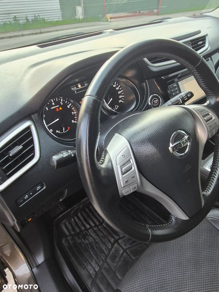 Nissan Qashqai - 15