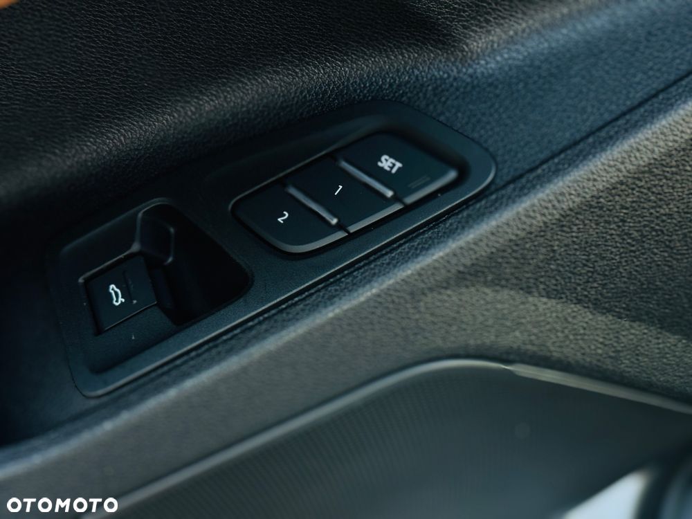 Audi Q3 40 TDI Quattro S tronic S line - 25