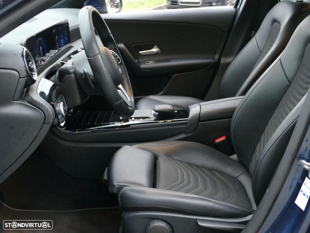 Mercedes-Benz A 250 e Style Plus - 26