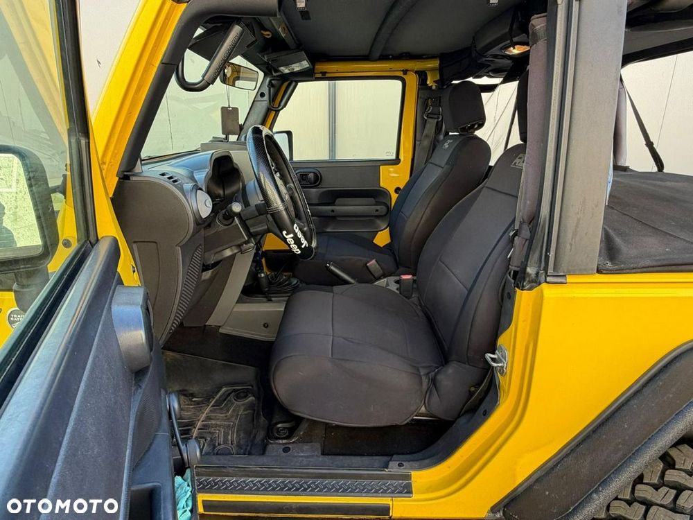 Jeep Wrangler - 9
