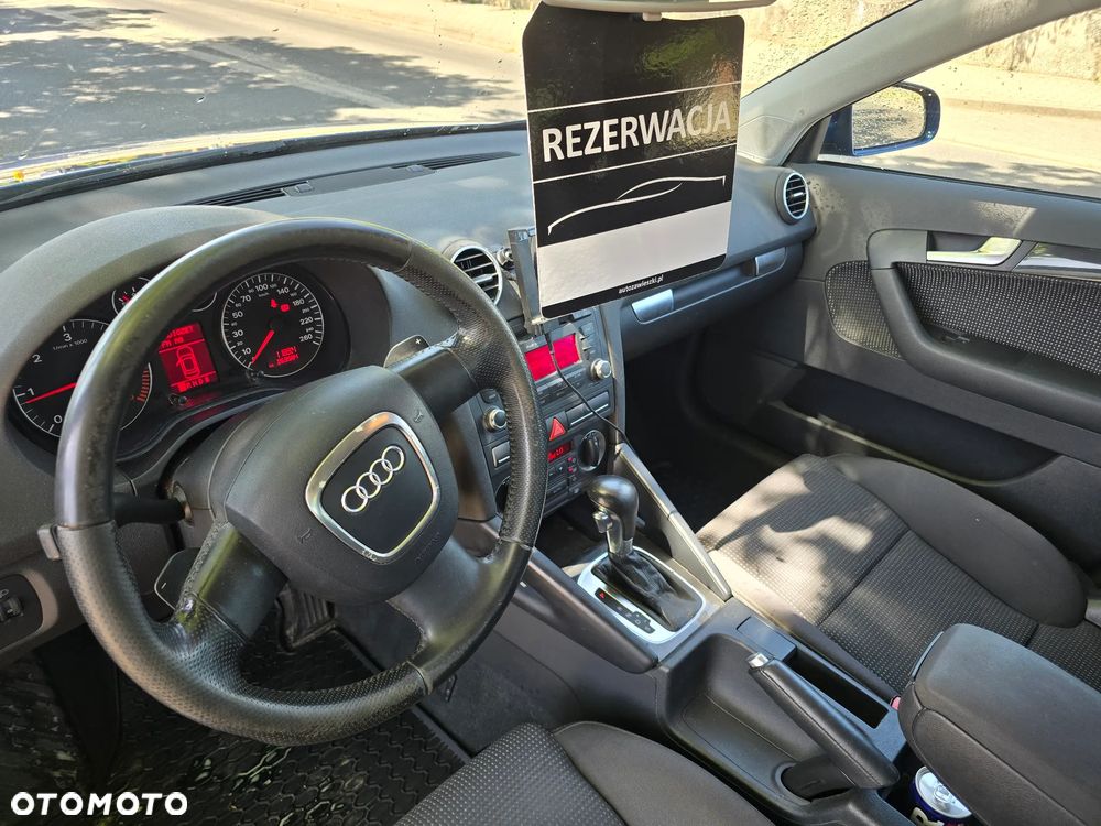 Audi A3 Sportback 2.0 TDI DPF (DSG) S tronic Attraction - 13