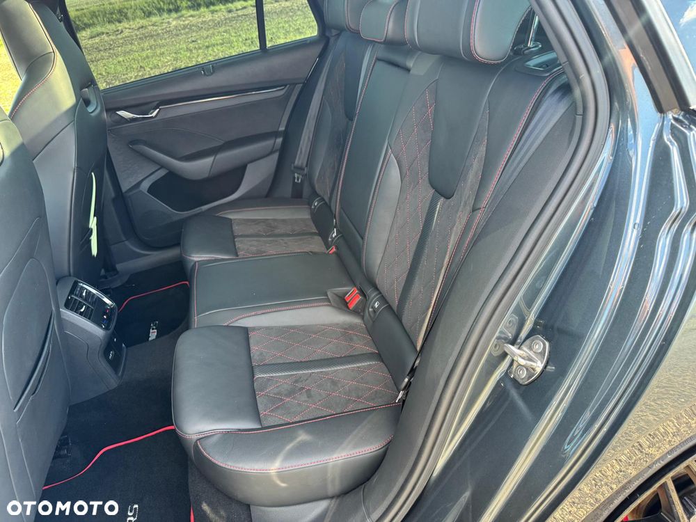 Skoda Octavia 2.0 TSI DSG RS 245 - 8